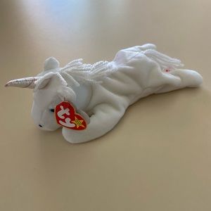 NWT BEANIE BABY - “Mystic” the unicorn, kept in collector case.